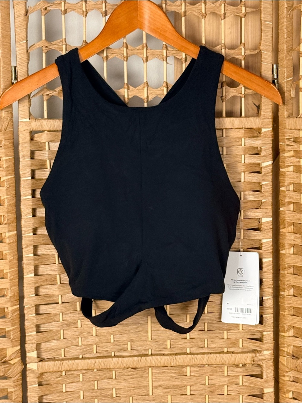 NWT Athleta Conscious Cut Out Crop Tank Black Longline Sports Bra Size Medium